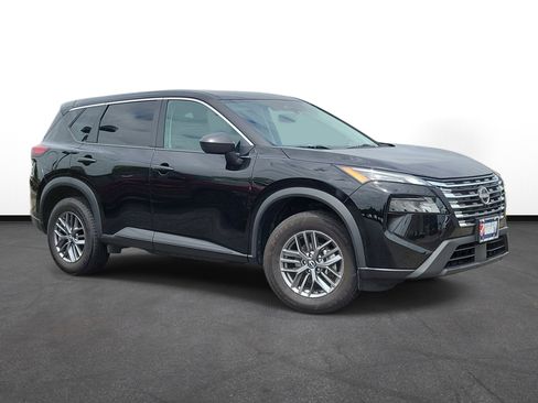 Used 2024 Nissan Rogue S AWD/4WD image 1