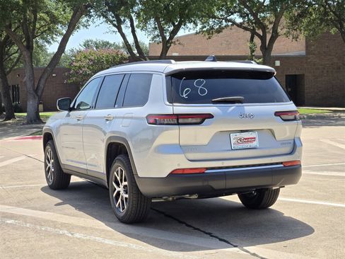 New 2025 Jeep Grand Cherokee L Limited w/ Trailer Tow Package AWD/4WD image 4