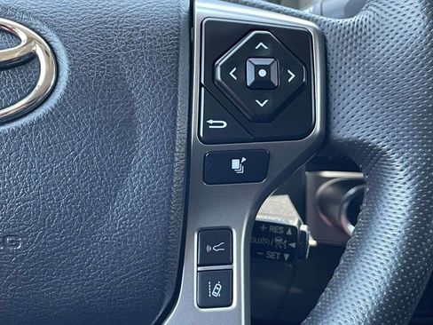 Used 2023 Toyota Tacoma SR5 AWD/4WD image 28