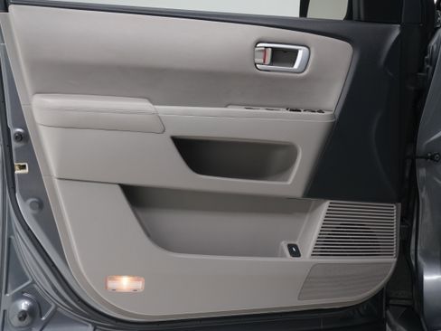 Used 2012 Honda Pilot EX-L image 16