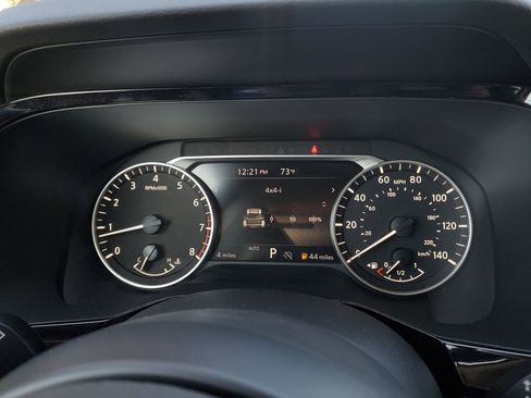 New 2025 Nissan Pathfinder SV image 28