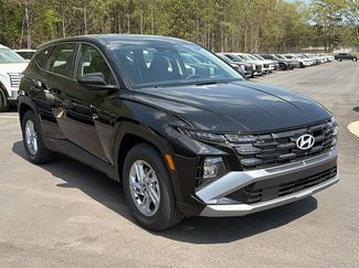 New 2026 Hyundai Tucson SE video 3