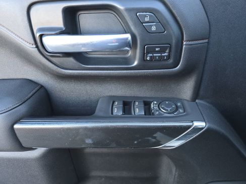 Used 2021 GMC Sierra 3500 AT4 w/ AT4 Preferred Package image 12