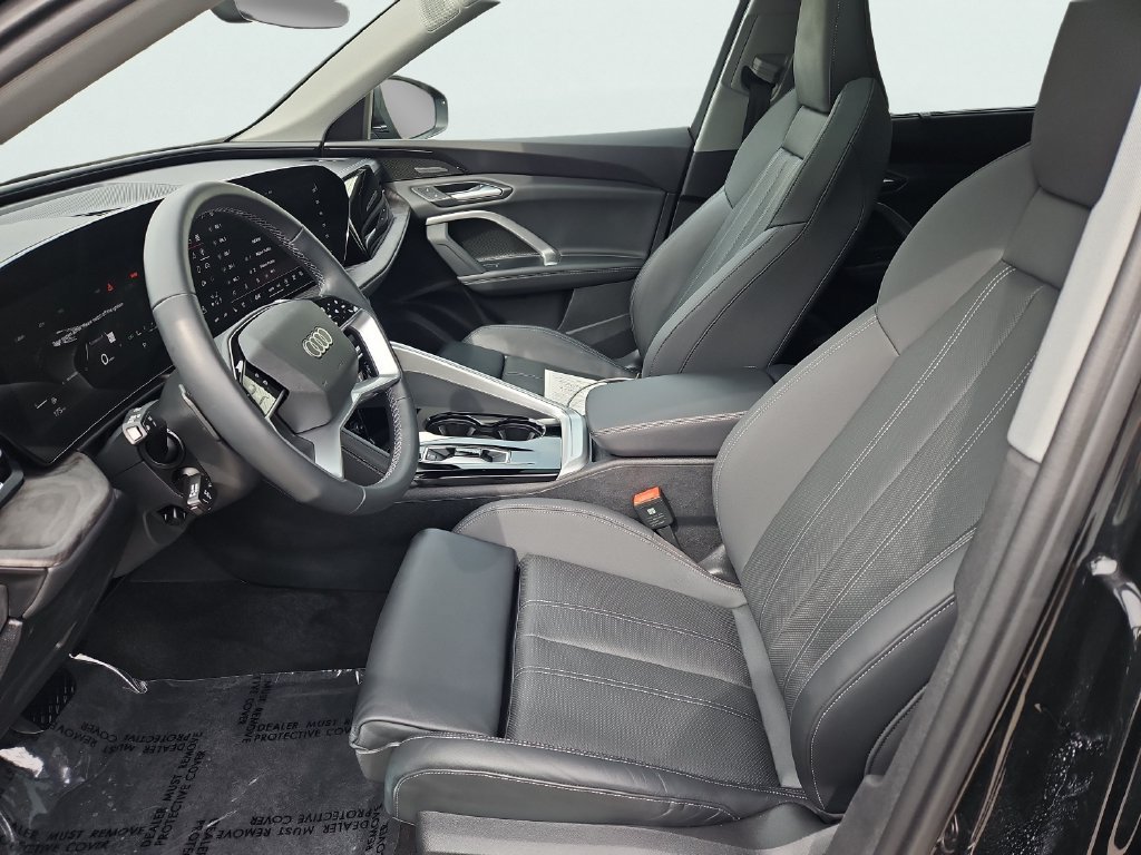 Certified 2025 Audi Q5 Premium AWD/4WD image 35