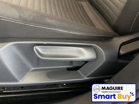 Used 2022 Volkswagen Jetta S image 20