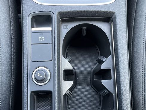 Used 2024 Audi Q3 2.0T Premium image 10