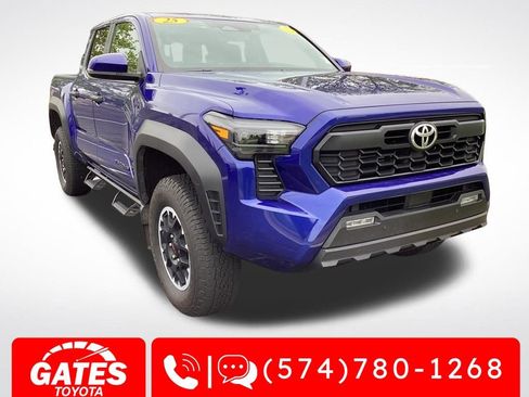 Used 2025 Toyota Tacoma TRD Off-Road w/ TRD Off Road Upgrade Package AWD/4WD image 1
