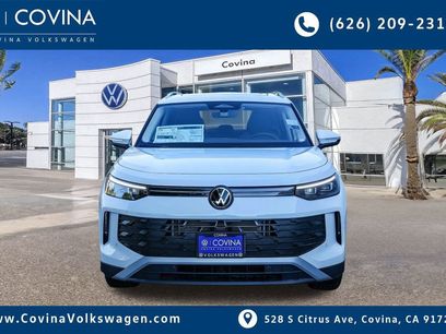 New 2026 Volkswagen Tiguan SE