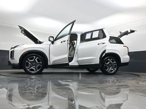 Used 2024 Hyundai Palisade Limited FWD image 45