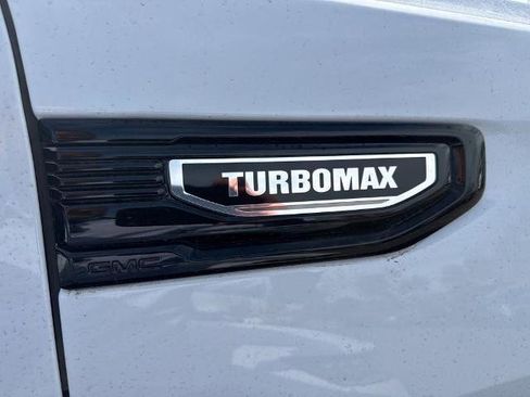 Used 2025 GMC Sierra 1500 Elevation image 5