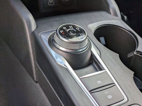 Used 2025 Ford Escape ST-Line image 22