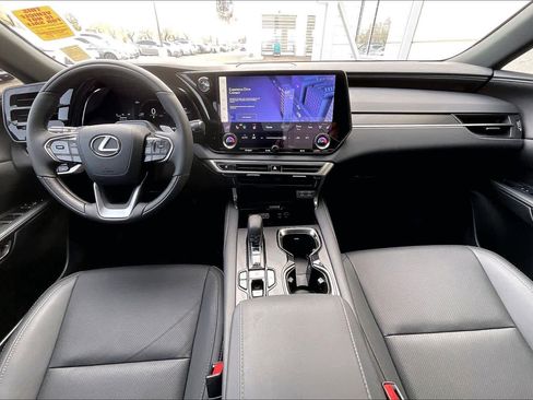 Used 2026 Lexus RX 350h Premium image 15