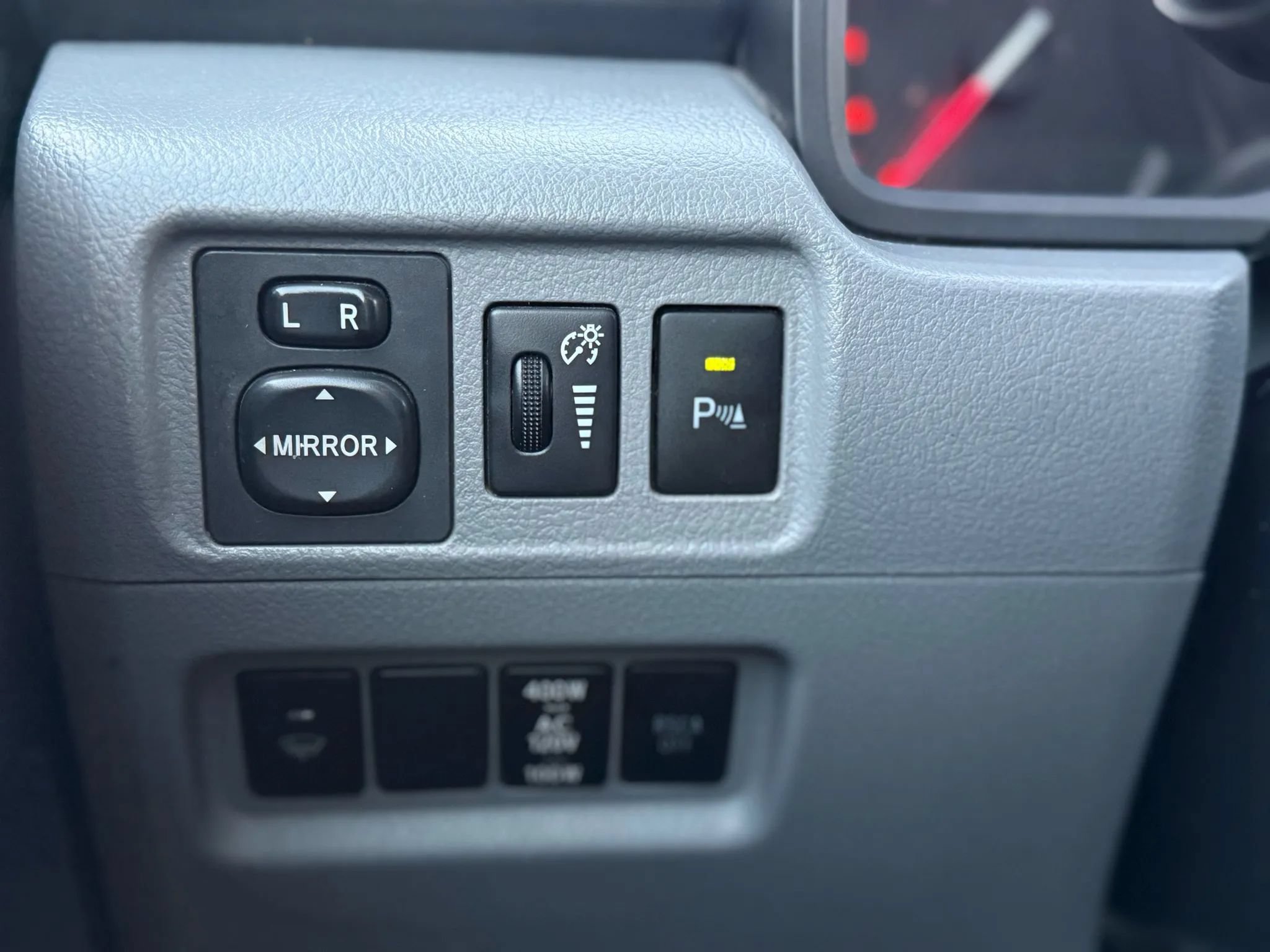 Used 2012 Toyota 4Runner SR5 w/ Premium Pkg AWD/4WD image 28