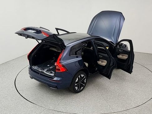 New 2026 Volvo XC60 B5 Plus w/ Climate Package AWD/4WD image 39
