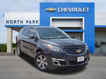 Used 2017 Chevrolet Traverse LT