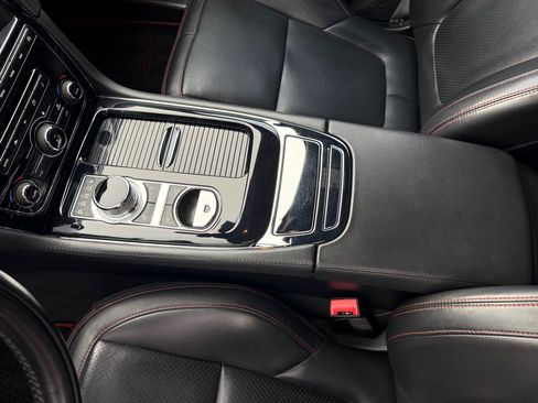 Used 2014 Jaguar XJ R LWB RWD image 47