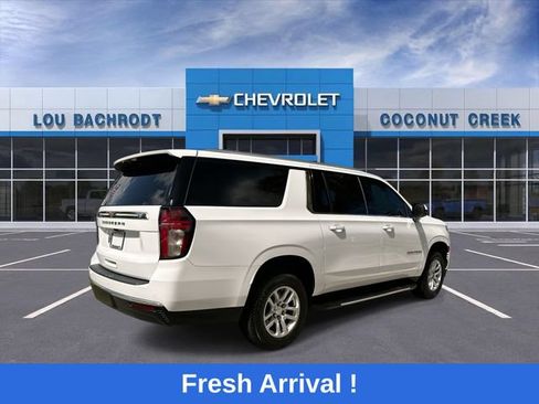 Used 2021 Chevrolet Suburban LS RWD image 8