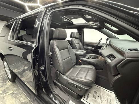 Used 2021 Chevrolet Suburban High Country image 21