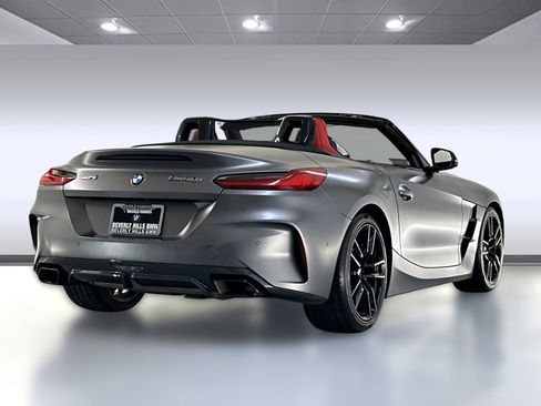 Used 2022 BMW Z4 M40i w/ Premium Package image 8