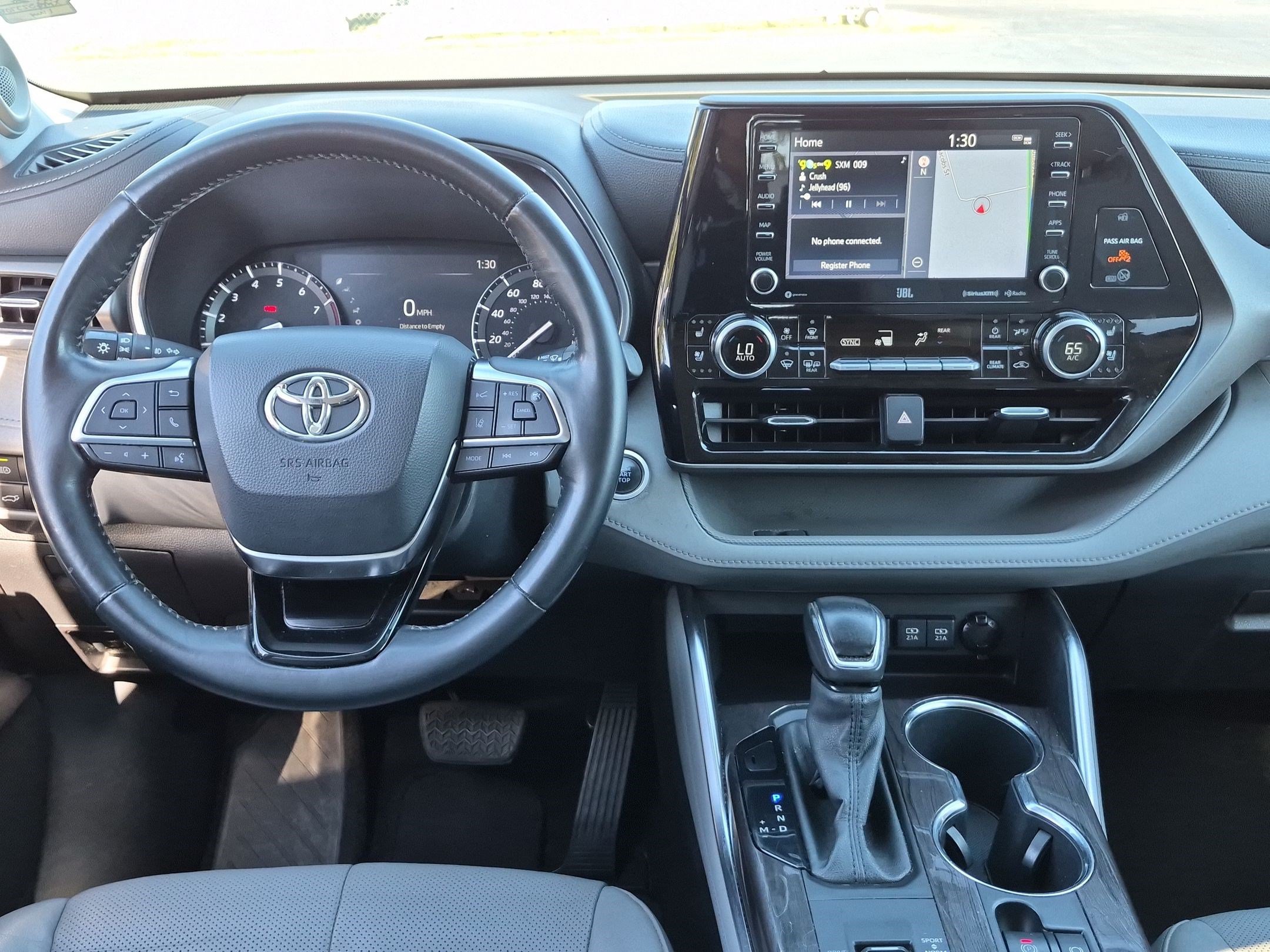 Used 2021 Toyota Highlander Limited FWD image 32