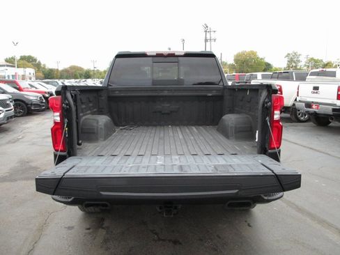Used 2021 Chevrolet Silverado 1500 LT Trail Boss w/ LT Trail Boss Premium Package image 6