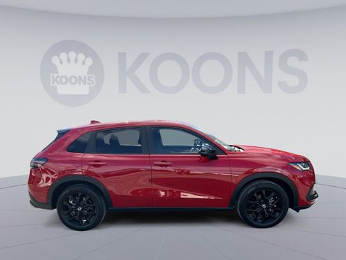 Used 2023 Honda HR-V Sport image 8