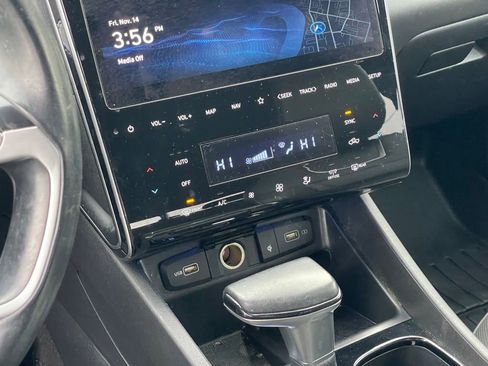 Used 2023 Hyundai Santa Cruz Limited w/ Tow & Go Package image 22