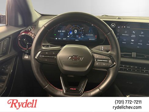 Used 2025 Chevrolet Equinox RS w/ Safety and Technology Package AWD/4WD image 13