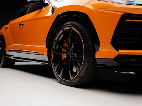 Used 2021 Lamborghini Urus AWD/4WD image 79