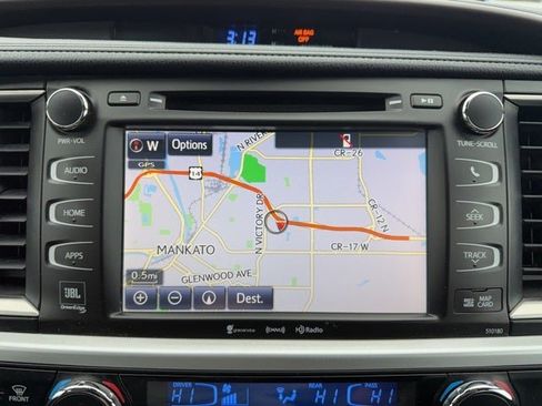 Used 2018 Toyota Highlander Limited Platinum image 34