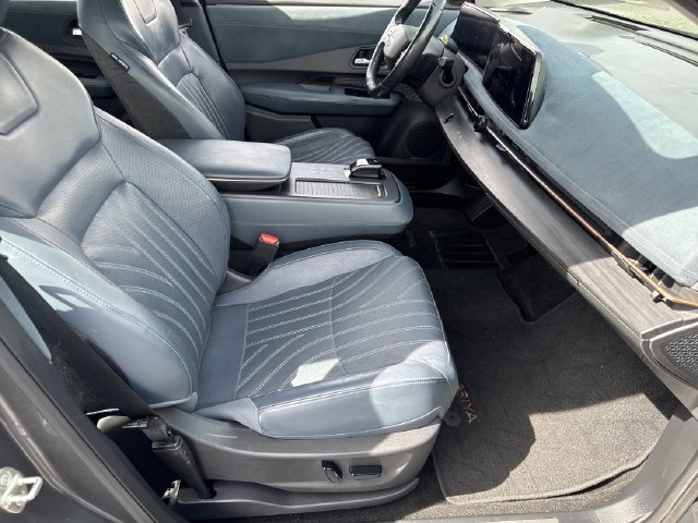 Certified 2024 Nissan Ariya AWD image 29