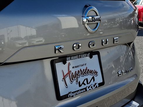 Used 2021 Nissan Rogue SL image 33