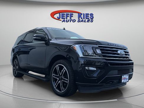 Used 2021 Ford Expedition Limited AWD/4WD image 3