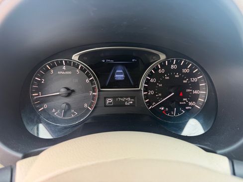 Used 2013 Nissan Altima 2.5 SV w/ 2.5SV Convenience Pkg FWD image 11