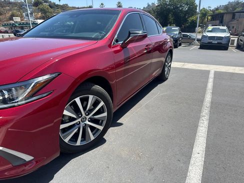 Used 2019 Lexus ES 350 w/ Premium Package FWD image 10