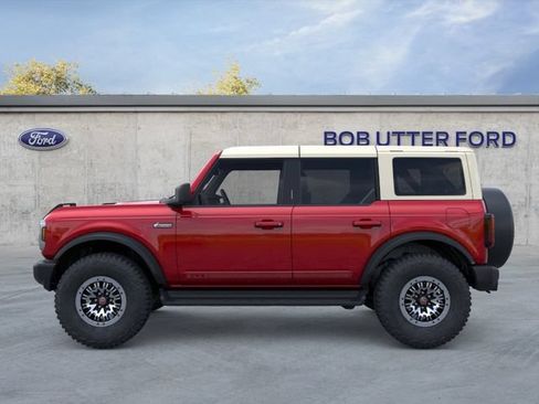 New 2026 Ford Bronco Outer Banks w/ Sasquatch Package AWD/4WD image 3