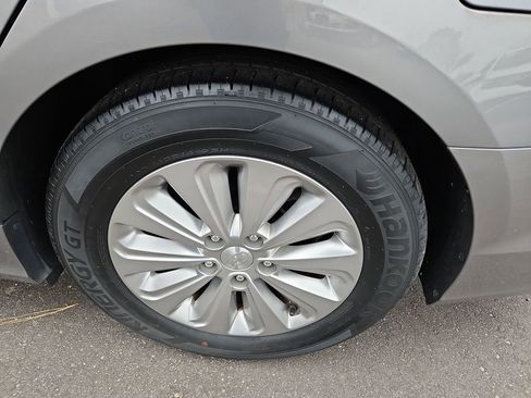 Used 2017 Hyundai Sonata SE image 28