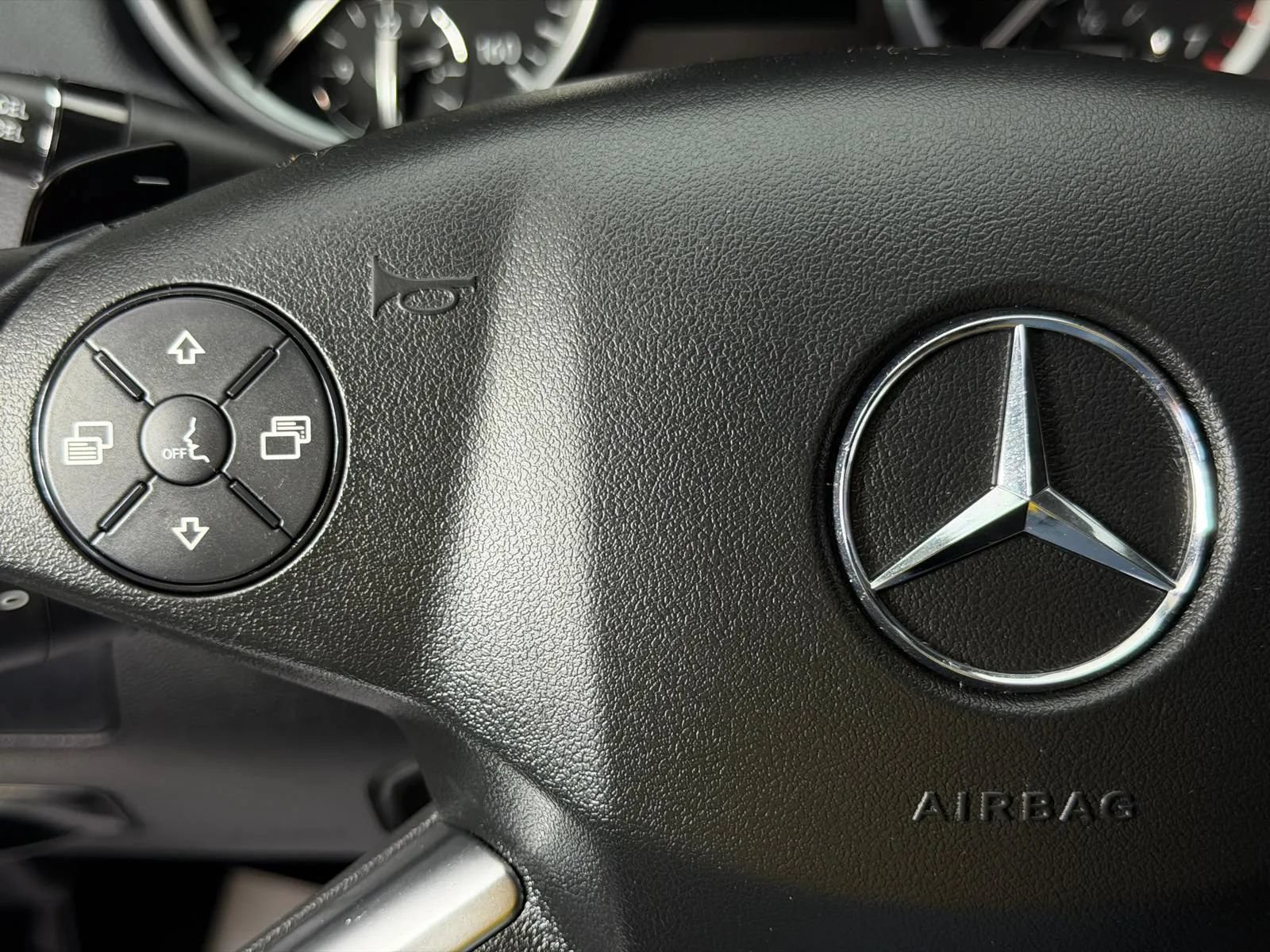 Used 2012 Mercedes-Benz GL 450 4MATIC w/ Premium 1 Pkg image 35