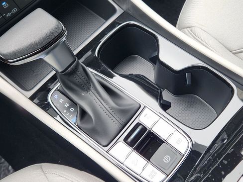 New 2026 Hyundai Tucson SE image 17