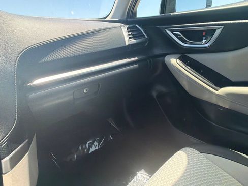 Certified 2023 Subaru Forester Premium AWD/4WD image 29