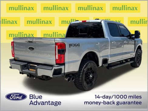 Certified 2023 Ford F250 XLT w/ Black Appearance Package AWD/4WD image 4
