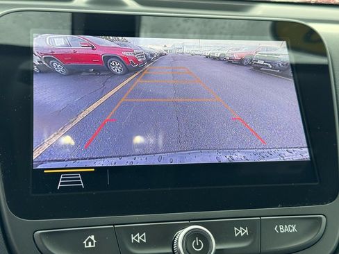 Certified 2019 Chevrolet Equinox LT w/ Sun & Navigation Package FWD image 20