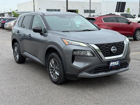 Used 2023 Nissan Rogue S AWD/4WD image 8