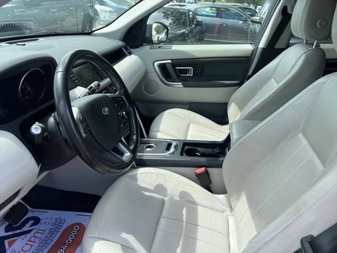 Used 2016 Land Rover Discovery Sport HSE image 8