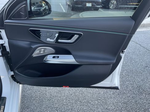 Certified 2025 Mercedes-Benz E 350 E 350 4MATIC Sedan image 49