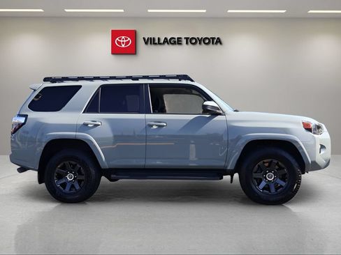 Certified 2022 Toyota 4Runner Trail Special Edition AWD/4WD image 6