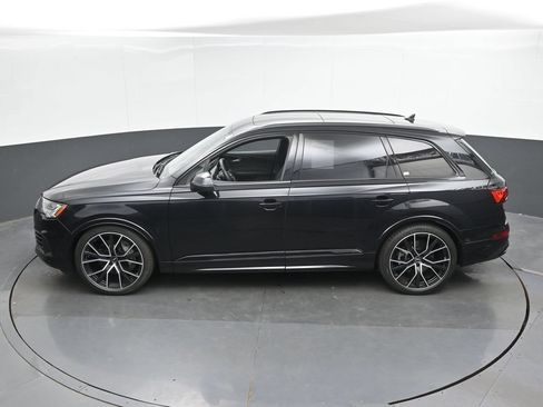 Used 2021 Audi Q7 3.0T Prestige w/ Prestige Package AWD/4WD image 38