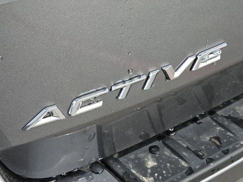 New 2026 Ford Explorer Active w/ Active Comfort Package image 10