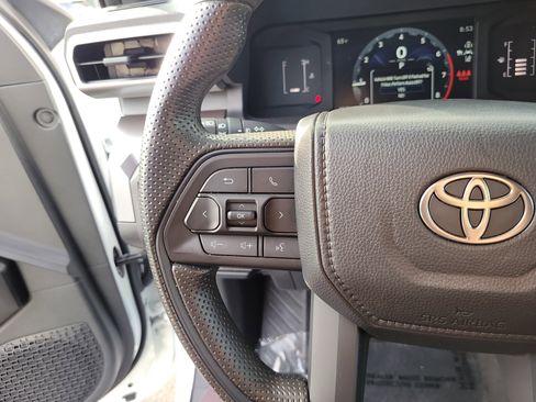 Used 2024 Toyota Tacoma SR5 image 15