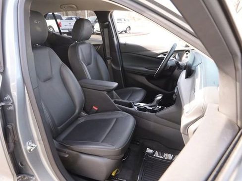 Used 2024 Buick Encore GX Sport Touring image 23